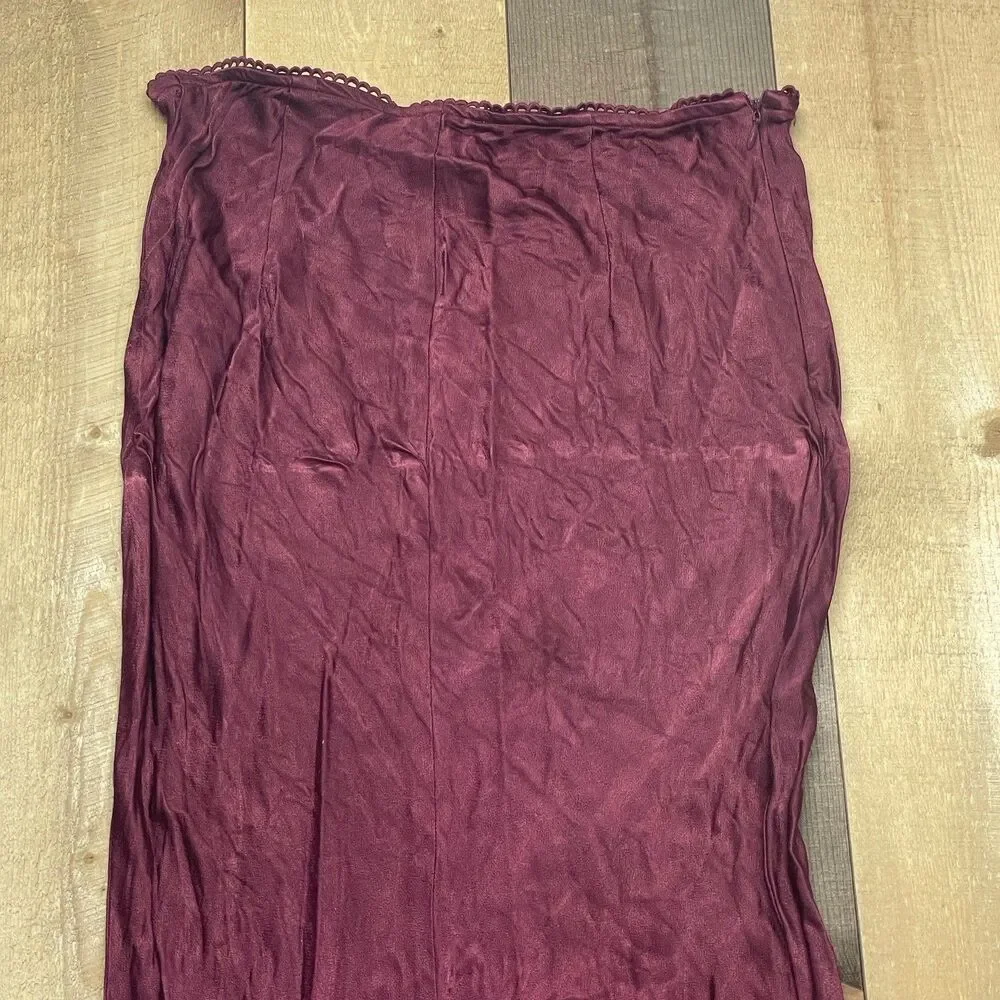 I Am Delilah Women's SMALL Angelina Low Waist Maxi Skirt Burgundy